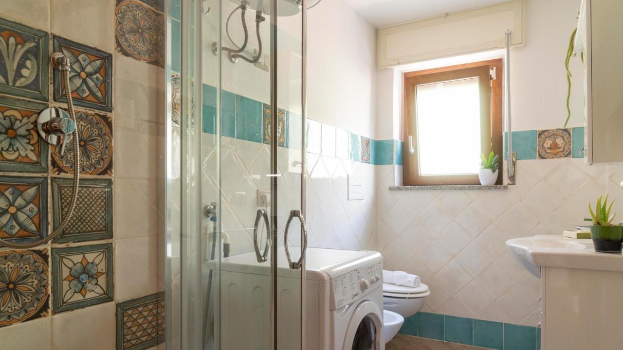 Casa Dei Lecci - Cala Gonone Apartment Luaran gambar