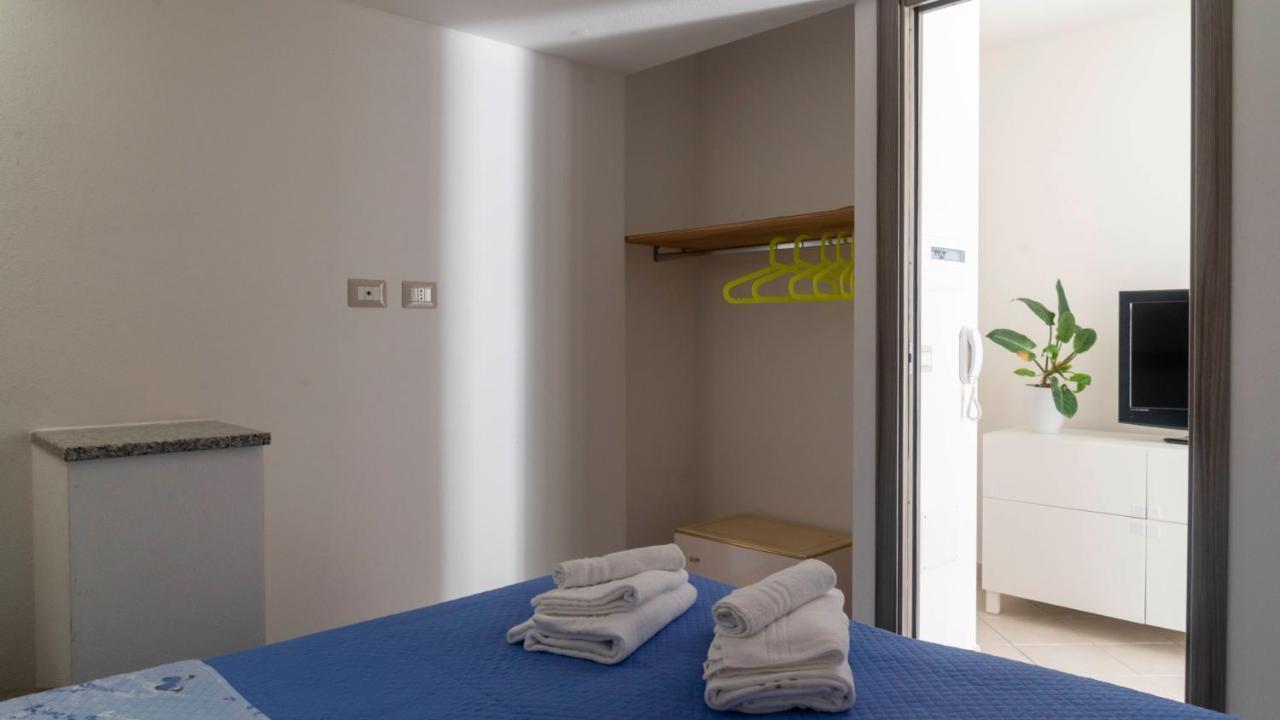 Casa Dei Lecci - Cala Gonone Apartment Luaran gambar